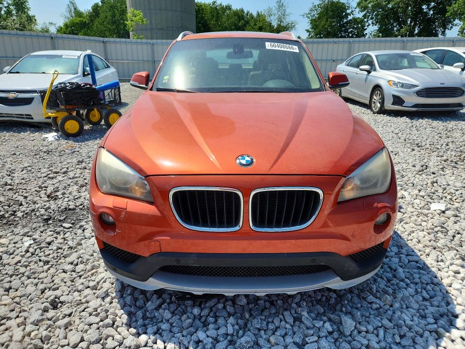 2015 BMW X1 VIN WBAVL1C58FVY24623 COPART salvage auction — NORMAL WEAR, Mi - Dealer Only Clean Title, sold $200 on 2026-07-23 (photo 5)