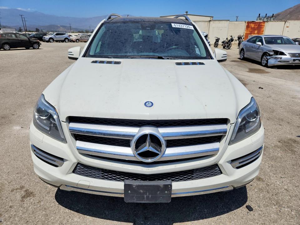 2013 Mercedes-Benz GL-Class VIN 4JGDF7CE1DA140148 COPART salvage auction — REAR END, CA - DIS/DLR/EXP ONLY CLEAN TITLE, sold $1,200 on 2026-09-10 (photo 5)