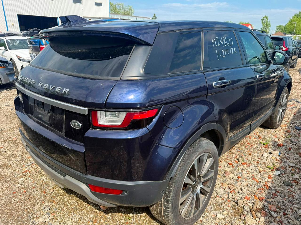 2017 Land Rover Range Rover Evoque VIN SALVR2BG9HH215125 COPART salvage auction — Front End, Ci - Salvage Title, sold $7,500 on 2026-08-18 (photo 4)