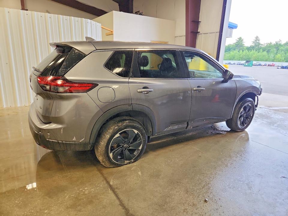 2025 Nissan Rogue VIN JN8BT3BB7SW417328 COPART salvage auction — FRONT END, MA - CERTIFICATE OF TITLE, sold $100 on 2026-07-21 (photo 3)