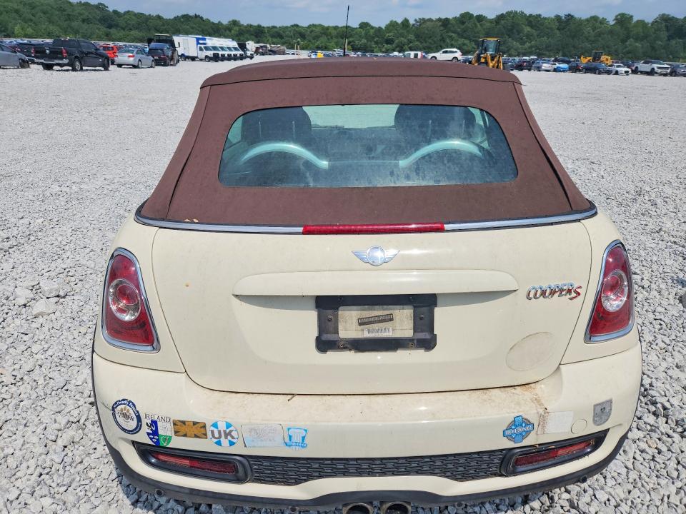 2011 Mini Cooper VIN WMWZP3C56BT249509 COPART salvage auction — NORMAL WEAR, Ga - Certificate Of Title, sold $575 on 2026-08-04 (photo 6)