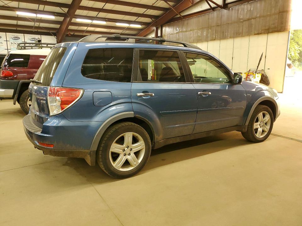2010 Subaru Forester VIN JF2SH6DC4AH775060 COPART salvage auction — MINOR DENT/SCRATCHES, CT - CERTIFICATE OF TITLE, sold $450 on 2026-07-16 (photo 3)