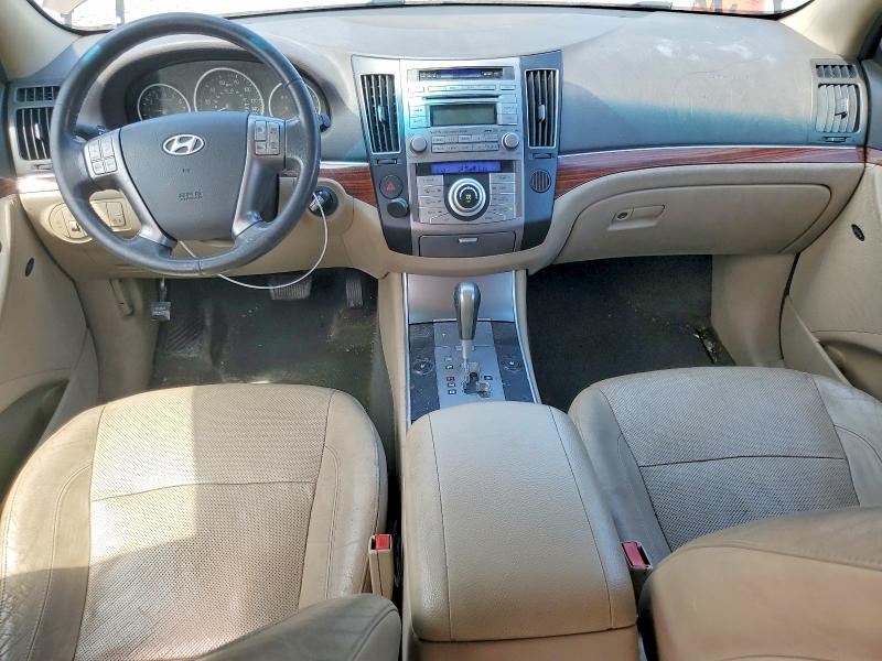 2010 Hyundai Veracruz VIN KM8NU4CC1AU136537 COPART salvage auction — MINOR DENT/SCRATCHES, UT - CERTIFICATE OF TITLE, sold $1,650 on 2026-07-17 (photo 8)