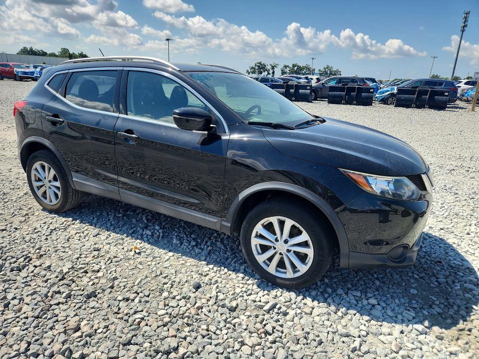 2018 Nissan Rogue VIN JN1BJ1CP1JW162922 COPART salvage auction — MINOR DENT/SCRATCHES, Fl - Certificate Of Title (P), sold $3,200 on 2026-07-21 (photo 4)