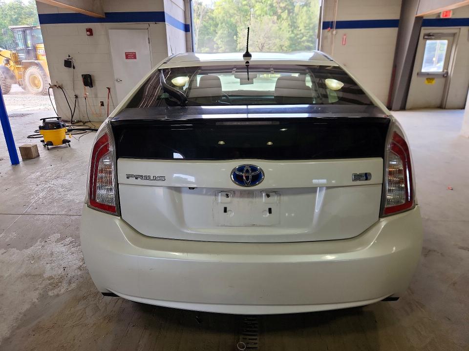 2013 Toyota Prius VIN JTDKN3DU4D0341707 COPART salvage auction — FRONT END, VA - CERT OF TITLE - SALVAGE, sold $2,500 on 2026-07-31 (photo 6)