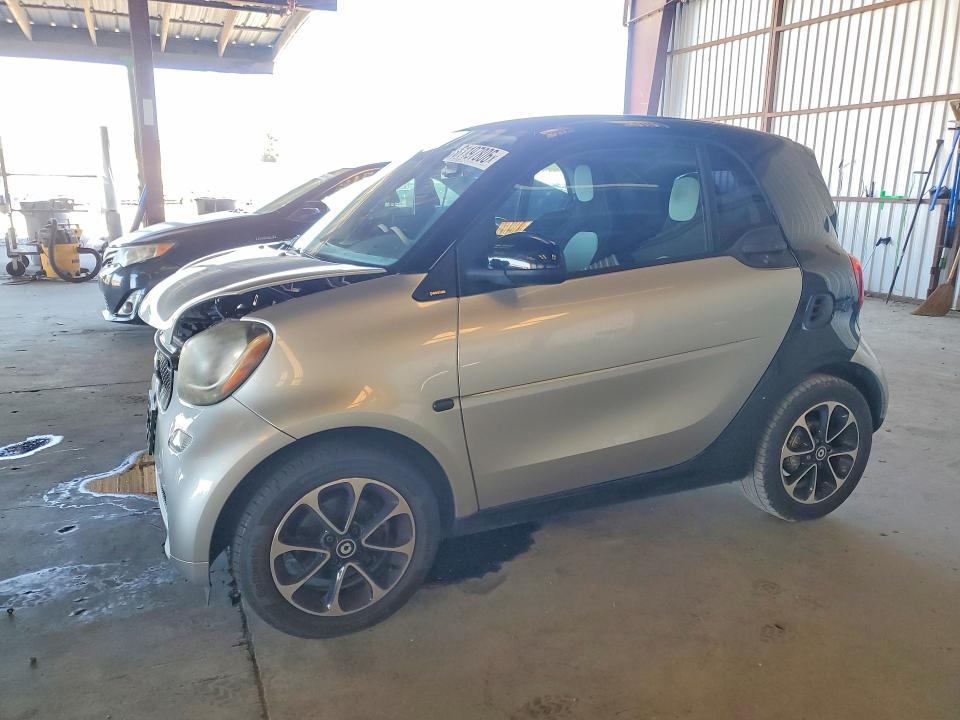 2016 Smart Fortwo VIN WMEFJ5DA5GK048147 COPART salvage auction — FRONT END, Ca - Salvage Certificate, sold $15 on 2026-07-27 (photo 1)