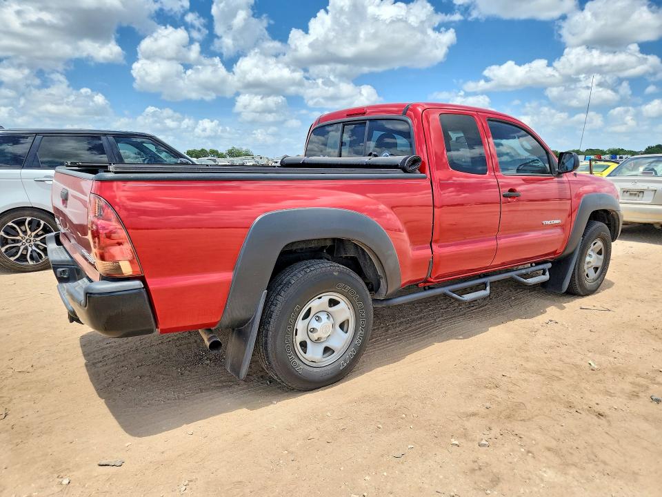 2013 Toyota Tacoma VIN 5TFTX4GNXDX020254 COPART salvage auction — SIDE, Tx - Salvage Vehicle Title, sold $8,300 on 2026-07-16 (photo 3)