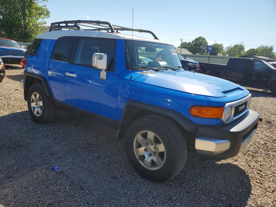 2007 Toyota Fj cruiser VIN JTEBU11F070018879 COPART salvage auction — MINOR DENT/SCRATCHES, Ny - Certificate Of Title (P), sold $6,900 on 2026-07-29 (photo 4)