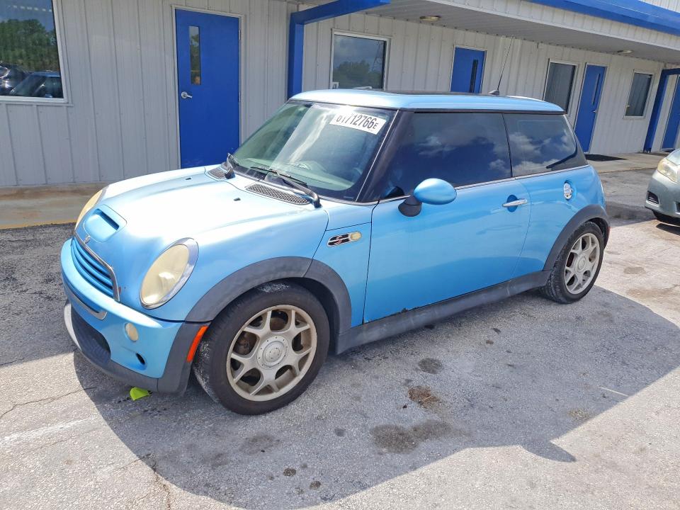 2005 Mini Cooper VIN WMWRE33565TL14014 COPART salvage auction — SIDE, Fl - Cert Of Title Slvg Rebuildable, sold $275 on 2026-08-12 (photo 1)