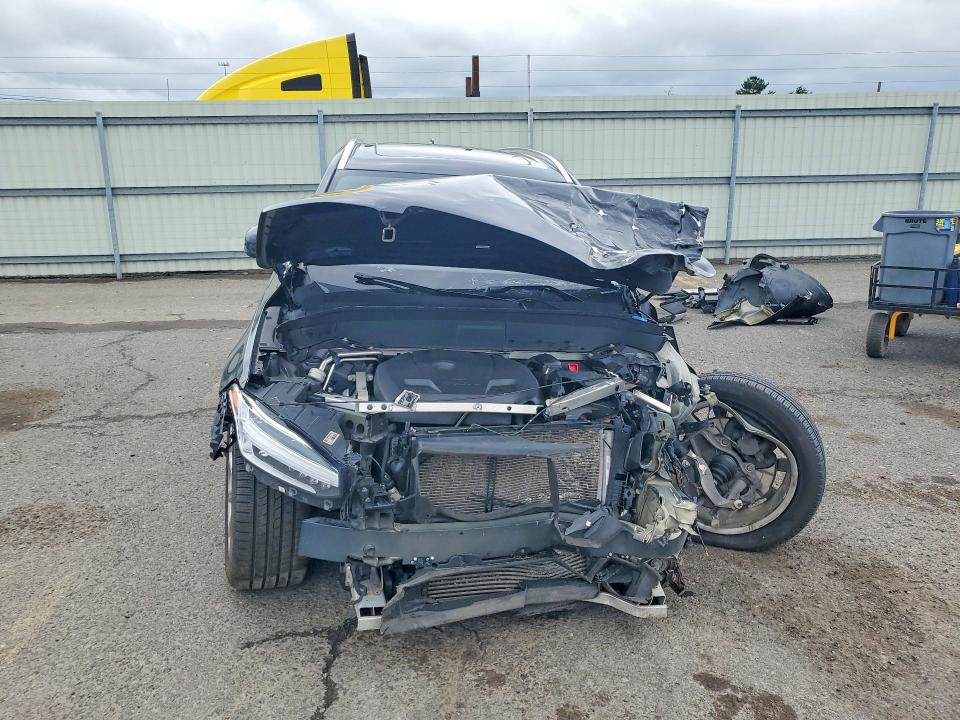 2017 Volvo Xc90 VIN YV4A22PL0H1125805 COPART salvage auction — FRONT END, Pa - Certificate Of Salvage, sold $2,350 on 2026-07-28 (photo 5)