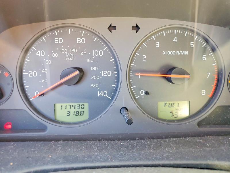 2004 Volvo S40 VIN YV1VS275X4F091806 COPART salvage auction — REAR END, CO - PUBLIC - SALVAGE TITLE (P), sold $325 on 2026-08-13 (photo 9)