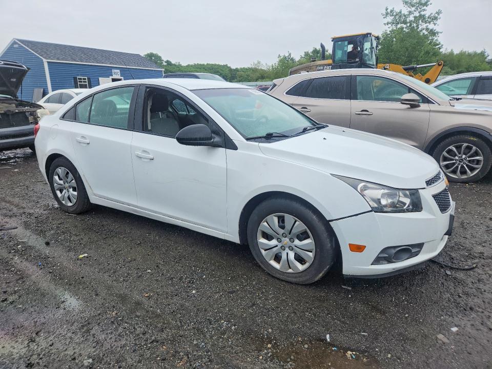 2014 Chevrolet Cruze VIN 1G1PA5SG4E7474625 COPART salvage auction — MECHANICAL, Ma - Certificate Of Title, sold $375 on 2026-07-29 (photo 4)