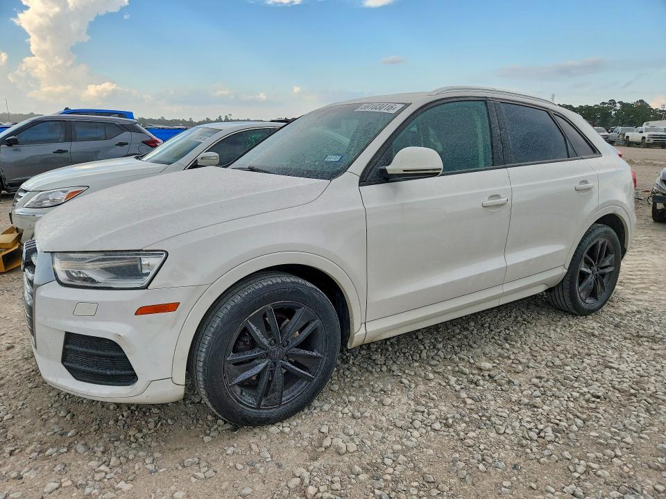 2017 Audi Q3 VIN WA1ECCFS6HR015658 COPART salvage auction — MINOR DENT/SCRATCHES, Tx - Certificate Of Title (P), sold $2,200 on 2026-07-29 (photo 1)