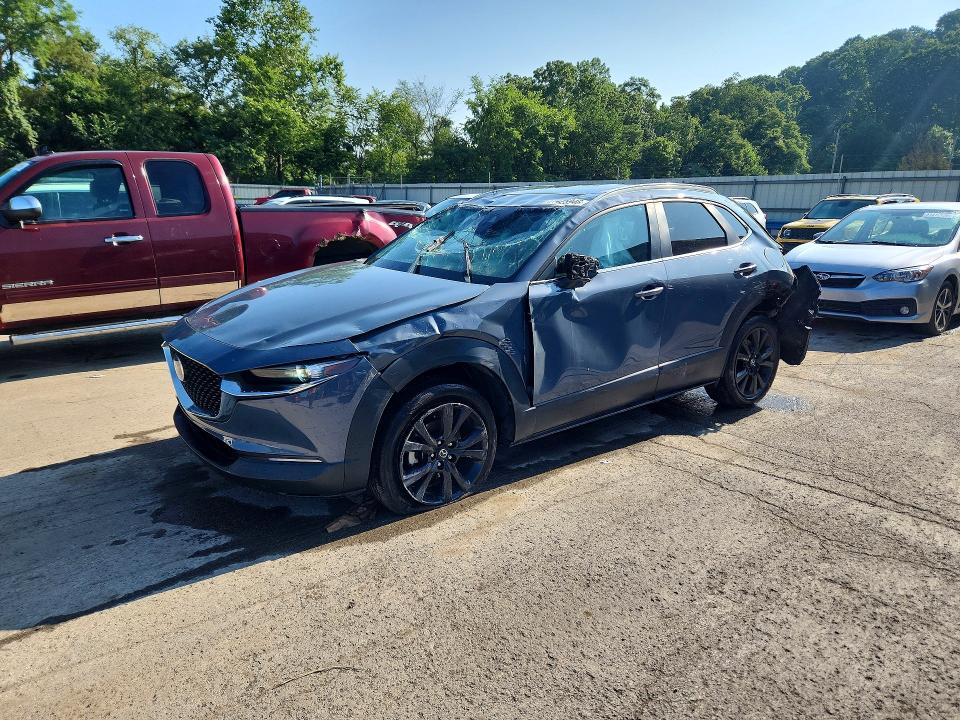 2021 Mazda Cx-30 VIN 3MVDMBAY1MM300699 COPART salvage auction — ROLLOVER, Pa - Certificate Of Salvage, sold $100 on 2026-09-07 (photo 1)