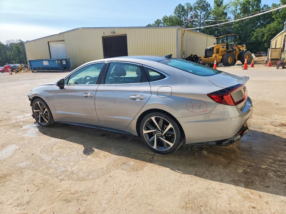 2023 Hyundai Sonata VIN KMHL44J2XPA280583 COPART salvage auction — FRONT END, IL - DEALER ONLY CLEAN TITLE, sold $350 on 2026-07-27 (photo 2)