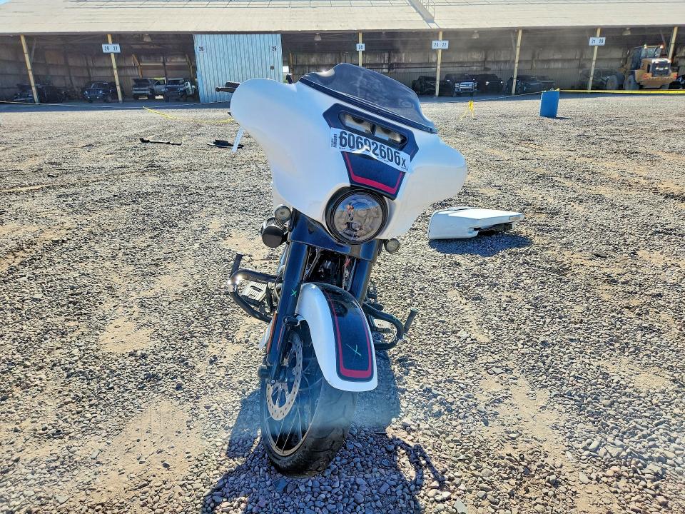 2021 Harley-davidson Electra glide VIN 1HD1PXL17MB952757 COPART salvage auction — REAR END, AZ - CERT OF TITLE - SALVAGE, sold $13,400 on 2026-08-27 (photo 2)