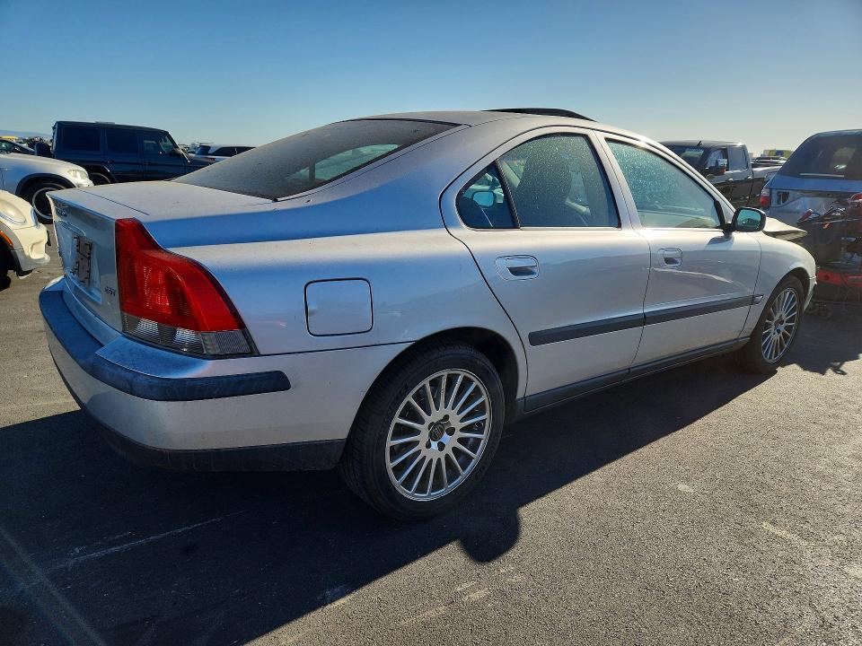 2004 Volvo S60 VIN YV1RS59V342388195 COPART salvage auction — FRONT END, CA - SALVAGE CERTIFICATE, sold $175 on 2026-08-05 (photo 3)