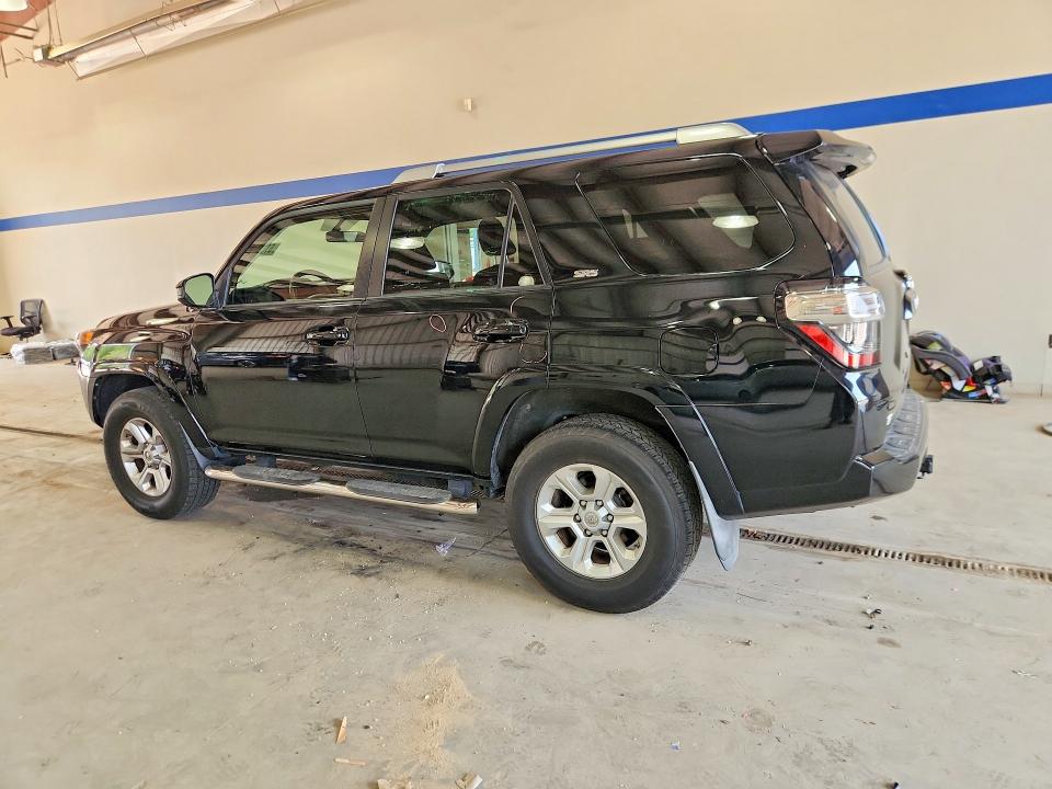 2017 Toyota 4runner VIN JTEBU5JR6H5452696 COPART salvage auction — MINOR DENT/SCRATCHES, Va - Cert Of Title - Salvage, sold $9,200 on 2026-07-31 (photo 2)