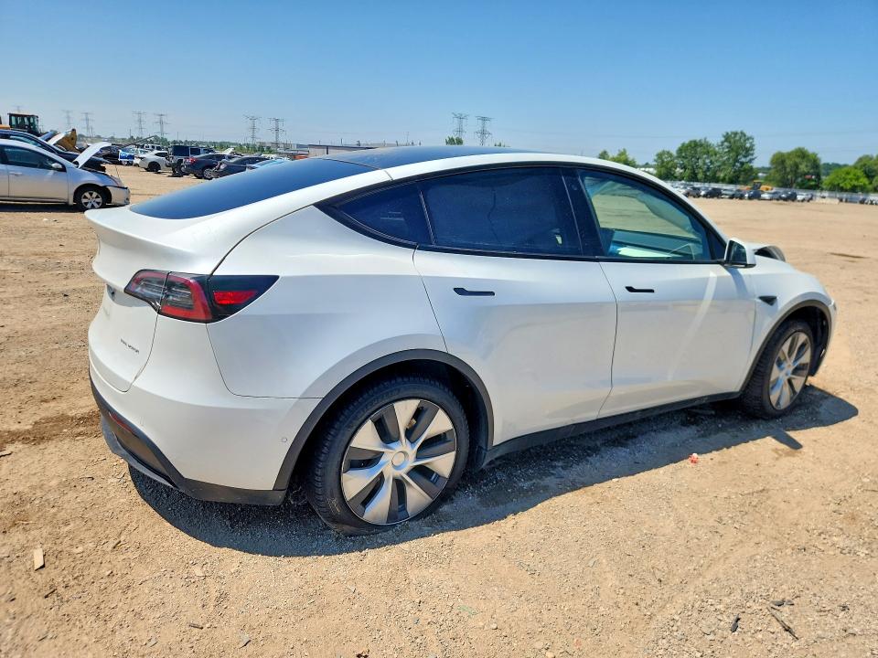 2020 Tesla Model y VIN 5YJYGDEE3LF023756 COPART salvage auction — FRONT END, IL - CERTIFICATE OF TITLE, sold $5,900 on 2026-07-23 (photo 3)