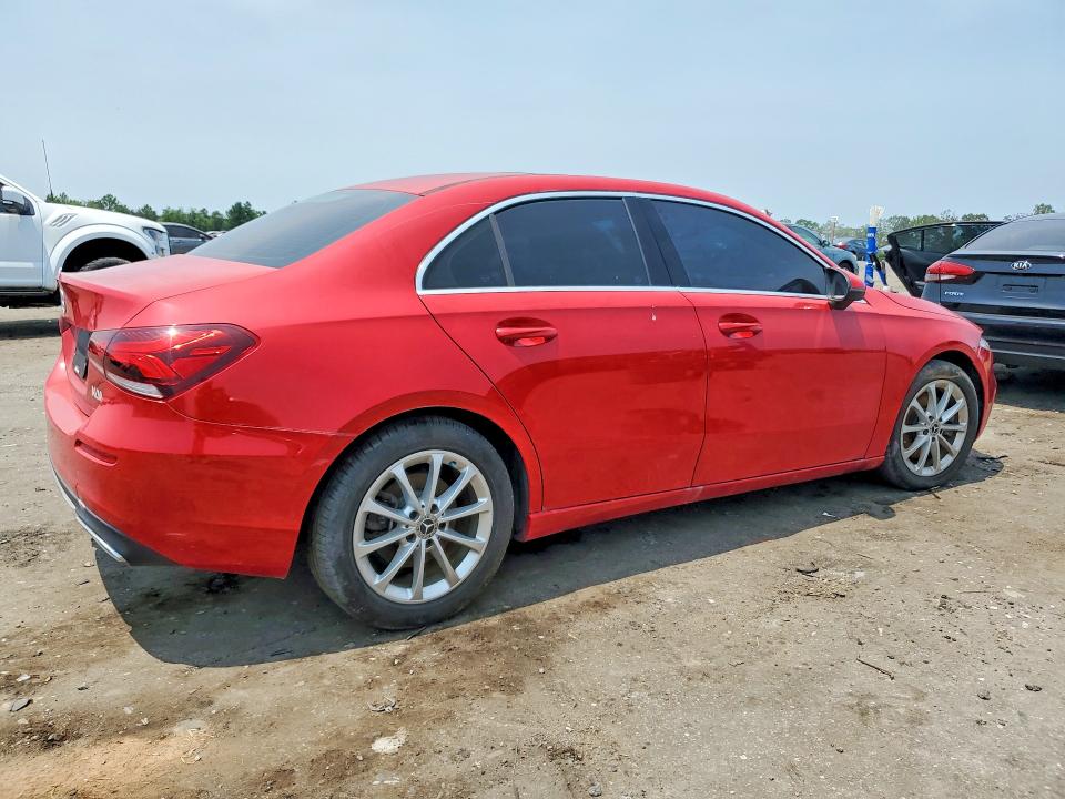 2020 Mercedes-benz A-klasse VIN W1K3G4EB1LW047409 COPART salvage auction — FRONT END, Ga - Certificate Of Title, sold $7,900 on 2026-07-29 (photo 3)