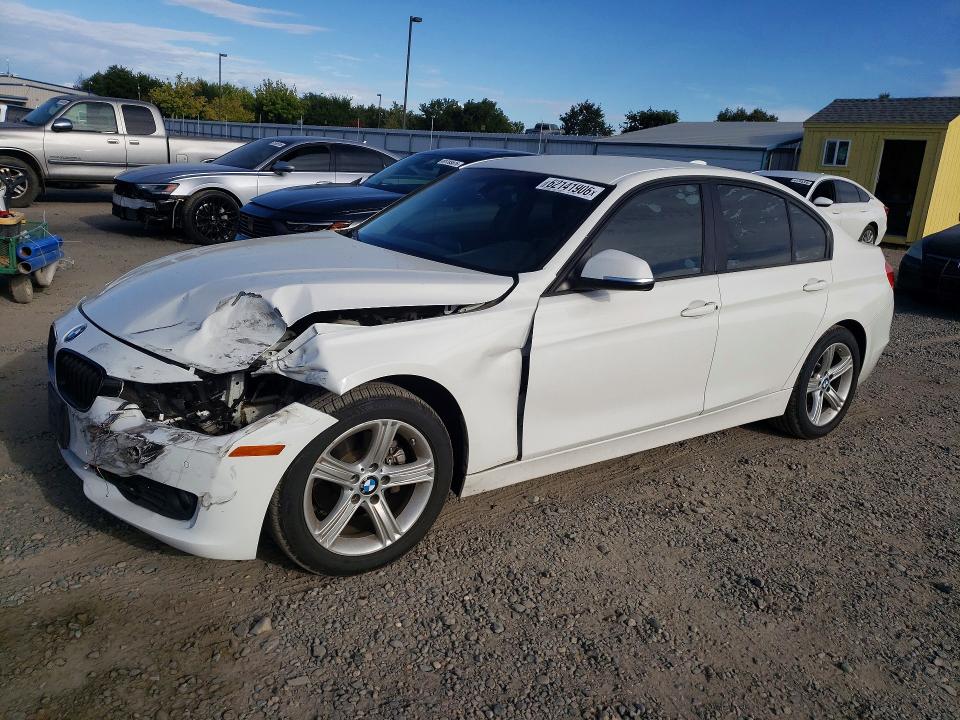 2015 BMW 3er VIN WBA3C1C50FK120604 COPART salvage auction — FRONT END, CA - SALVAGE CERTIFICATE, sold $1,400 on 2026-07-28 (photo 1)