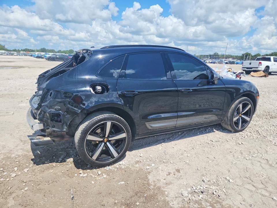 2023 Porsche Macan VIN WP1AA2A57PLB19582 COPART salvage auction — REAR END, Fl - Cert Of Title Slvg Rebuildable, sold $20,000 on 2026-08-13 (photo 3)