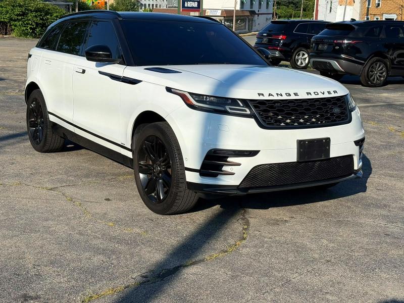 2019 Land rover RANGE ROVER VIN SALYL2EX7KA779656 COPART salvage auction — MINOR DENT/SCRATCHES, Ny - Certificate Of Title (P), sold $15,100 on 2026-08-23 (photo 4)