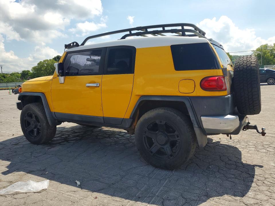 2007 Toyota Fj cruiser VIN JTEBU11F370019556 COPART salvage auction — MINOR DENT/SCRATCHES, OH - CERTIFICATE OF TITLE (P), sold $3,100 on 2026-07-22 (photo 2)