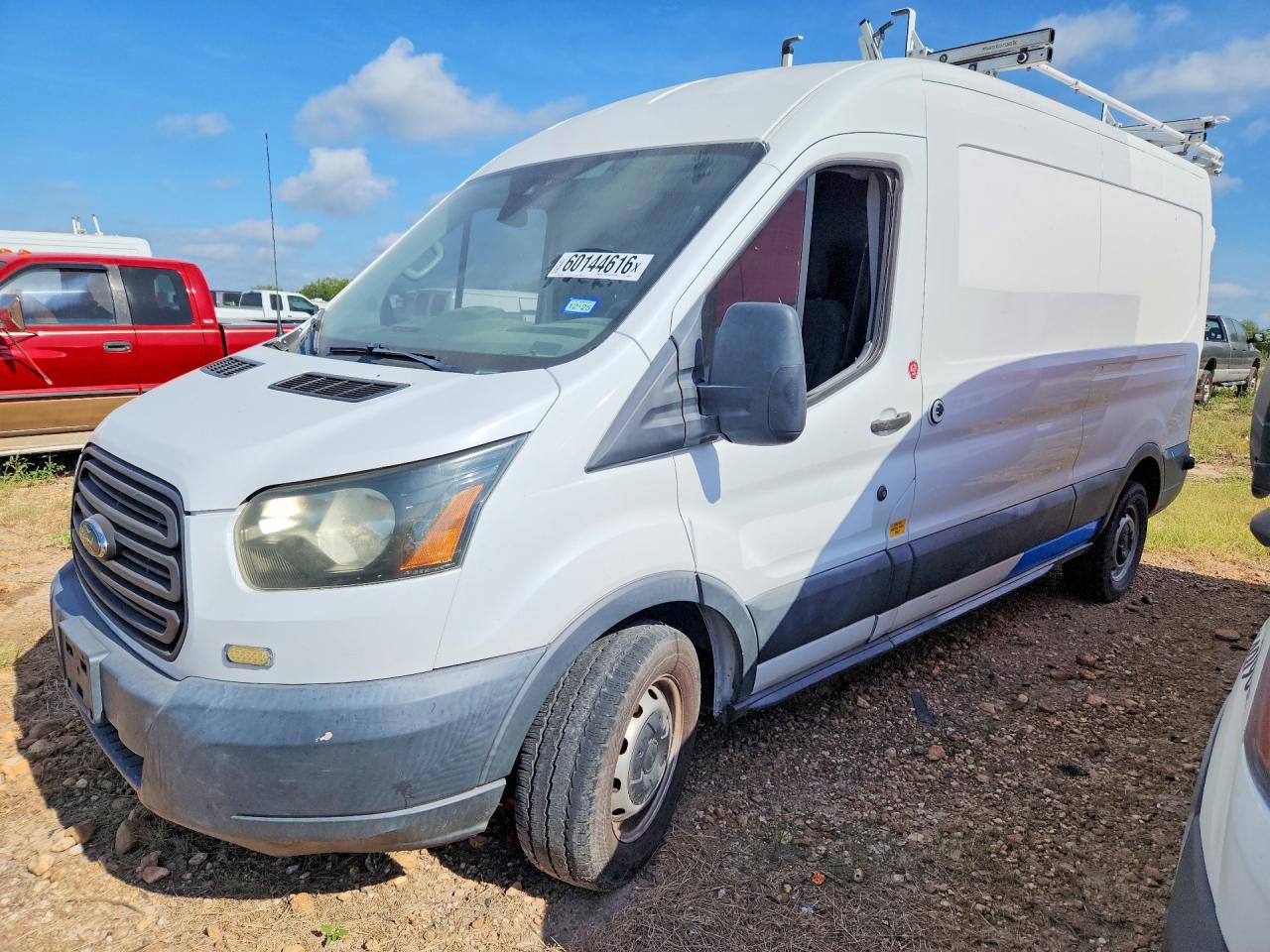 2016 Ford Transit VIN 1FTYE2CV0GKA86481 — COPART salvage auction photo