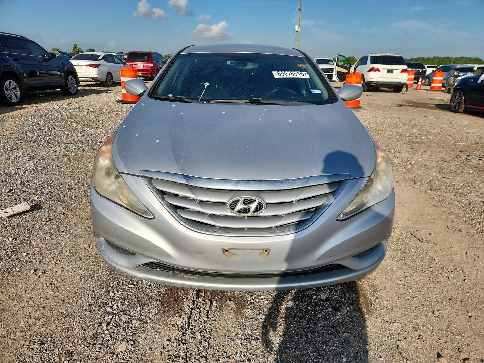 2013 Hyundai VIN 5NPEB4ACXDH562366 COPART salvage auction — SIDE, Tx - Certificate Of Title, sold $625 on 2026-07-13 (photo 5)
