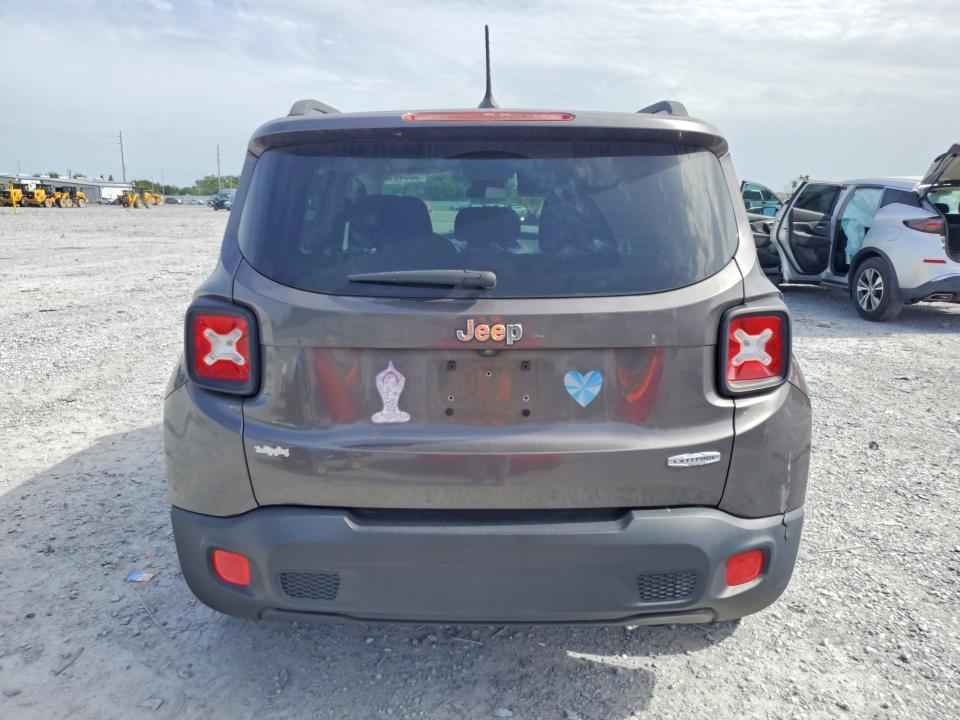 2017 Jeep Renegade VIN ZACCJABB6HPF31742 COPART salvage auction — FRONT END, Salvage Title, sold $15 on 2026-07-24 (photo 6)
