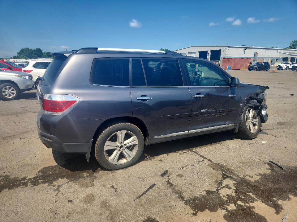 2012 Toyota Highlander VIN 5TDDK3EH7CS170059 COPART salvage auction — FRONT END, CT - CERT OF TITLE-SALVAGE, sold $825 on 2026-07-24 (photo 3)
