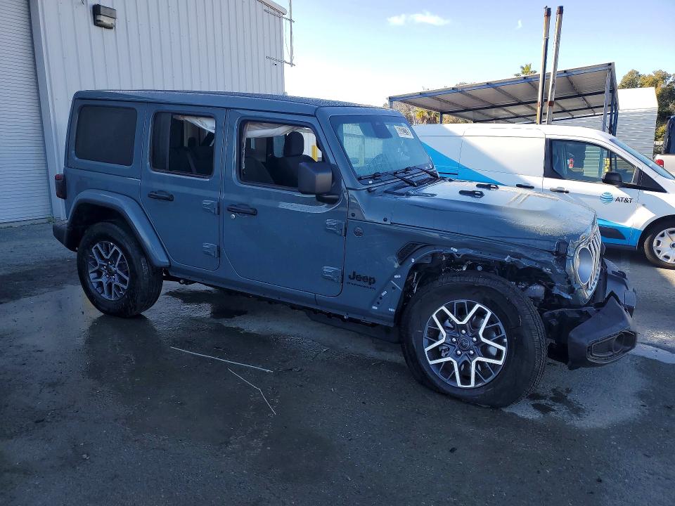 2026 Jeep Wrangler / VIN 1C4PJXEG2TW270178 COPART salvage auction — UNDERCARRIAGE, Ca - Certificate Of Title, sold $20,200 on 2026-07-27 (photo 4)