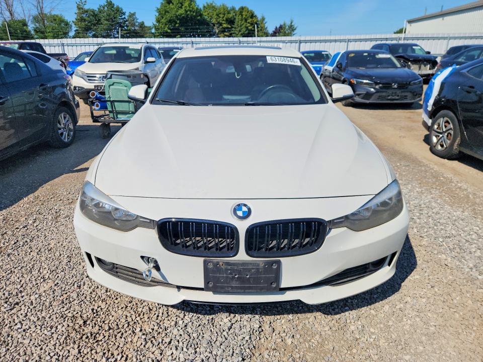 2012 BMW 3 series VIN WBA3B1C55CF461214 COPART salvage auction — MECHANICAL, ON - PERMIT NO BRAND - UNFIT, sold $675 on 2026-08-18 (photo 5)
