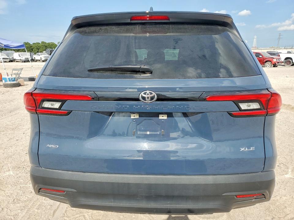 2026 Toyota Highlander VIN 5TDAAAB52TS113160 COPART salvage auction — FRONT END, Nj - Cert Of Title-Salvage, sold $16,500 on 2026-07-21 (photo 6)