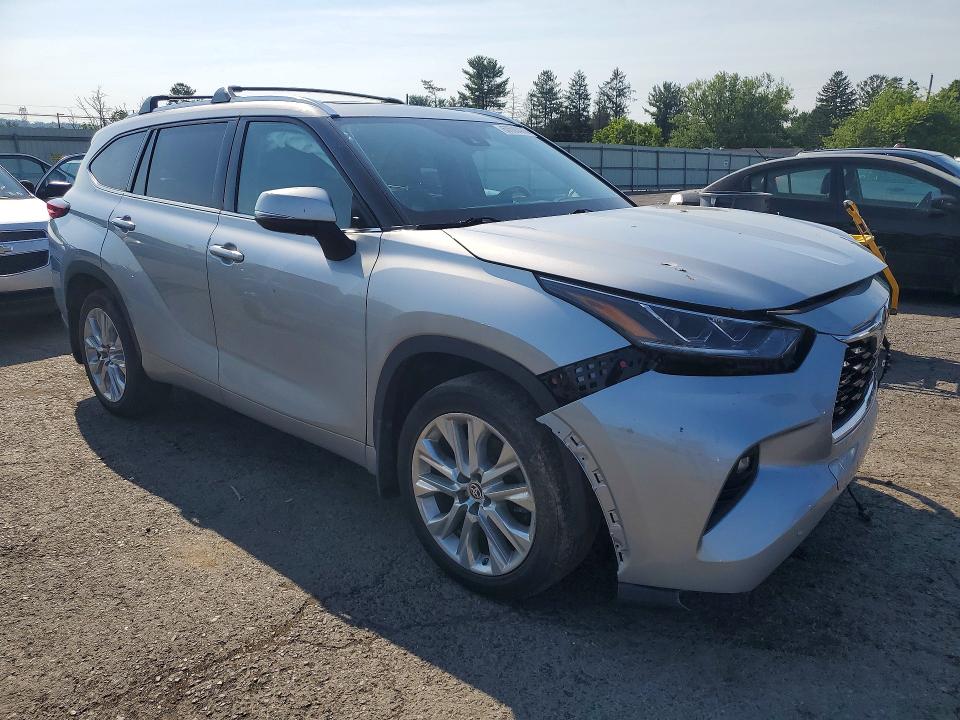 2020 Toyota Highlander VIN 5TDDZRBH4LS009946 COPART salvage auction — FRONT END, PA - CERTIFICATE OF SALVAGE, sold $8,000 on 2026-07-28 (photo 4)