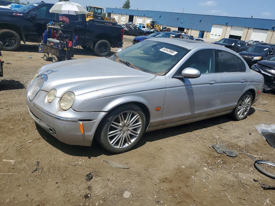 2005 Jaguar S type VIN SAJWA01T85FN18878 COPART salvage auction — MINOR DENT/SCRATCHES, Mi - Dealer Only Clean Title, sold $450 on 2026-07-10 (photo 1)