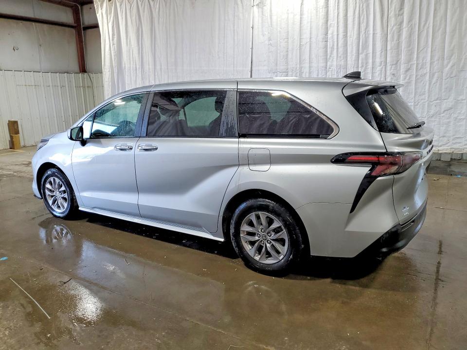 2023 Toyota Sienna VIN 5TDYSKFC8PS099992 COPART salvage auction — SIDE, NY - CERTIFICATE OF TITLE, sold $30,250 on 2026-07-16 (photo 2)