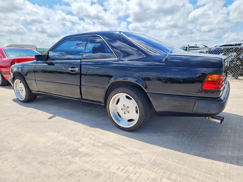 1988 Mercedes-benz 300 VIN WDBEA50D6JA810603 COPART salvage auction — NORMAL WEAR, Tx - Certificate Of Title (P), sold $1,500 on 2026-07-30 (photo 2)