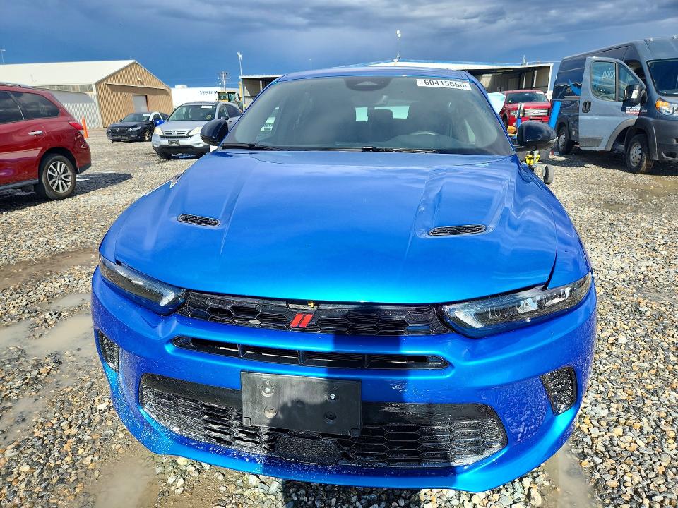 2024 Dodge Hornet VIN ZACPDFCW5R3A20670 COPART salvage auction — SIDE, Co - Salvage Title, sold $7,400 on 2026-08-11 (photo 5)