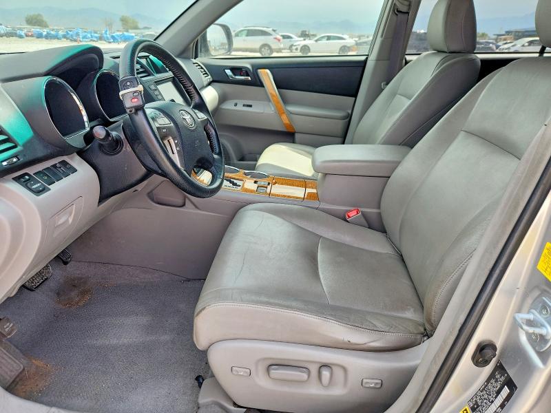 2010 Toyota Highlander VIN JTEJW3EHXA2047394 COPART salvage auction — MECHANICAL, Ut - Certificate Of Title, sold $400 on 2026-07-31 (photo 7)