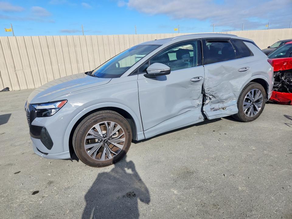 2025 Audi Q4 e-tron VIN WA1A5BFZ5SP050260 — COPART salvage auction photo