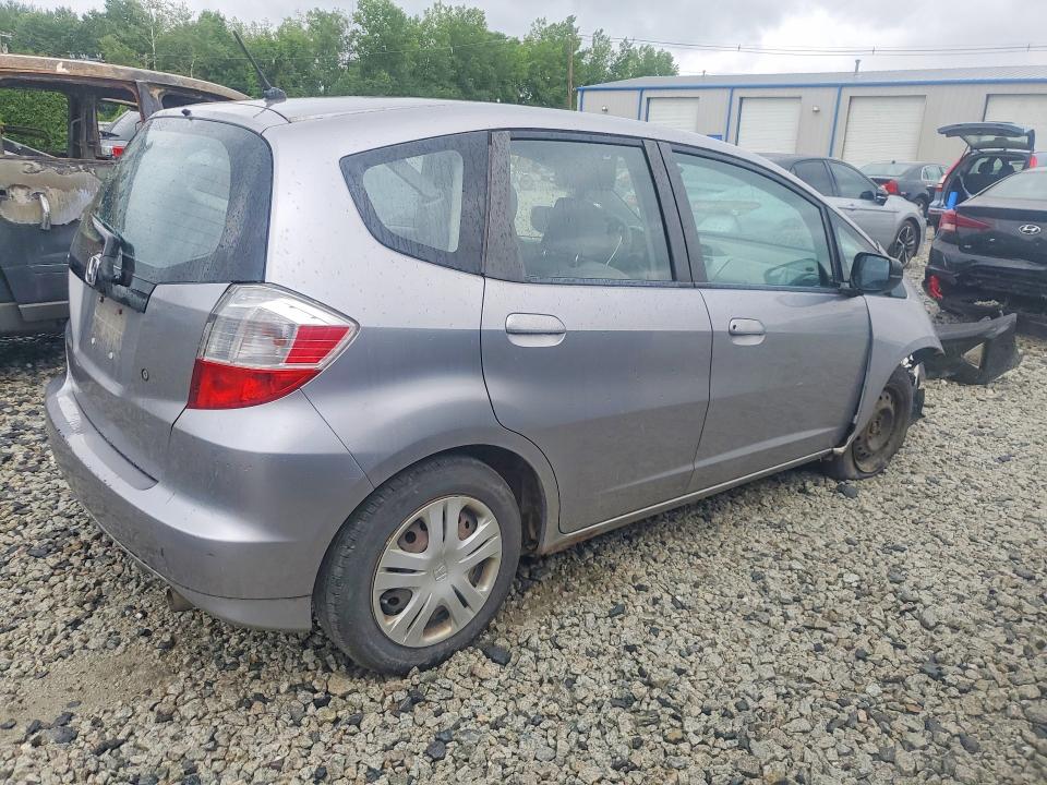 2009 Honda Fit VIN JHMGE88229S048359 COPART salvage auction — FRONT END, MA - CERT OF TITLE-RECONSTRCTD COLL, sold $375 on 2026-07-16 (photo 3)