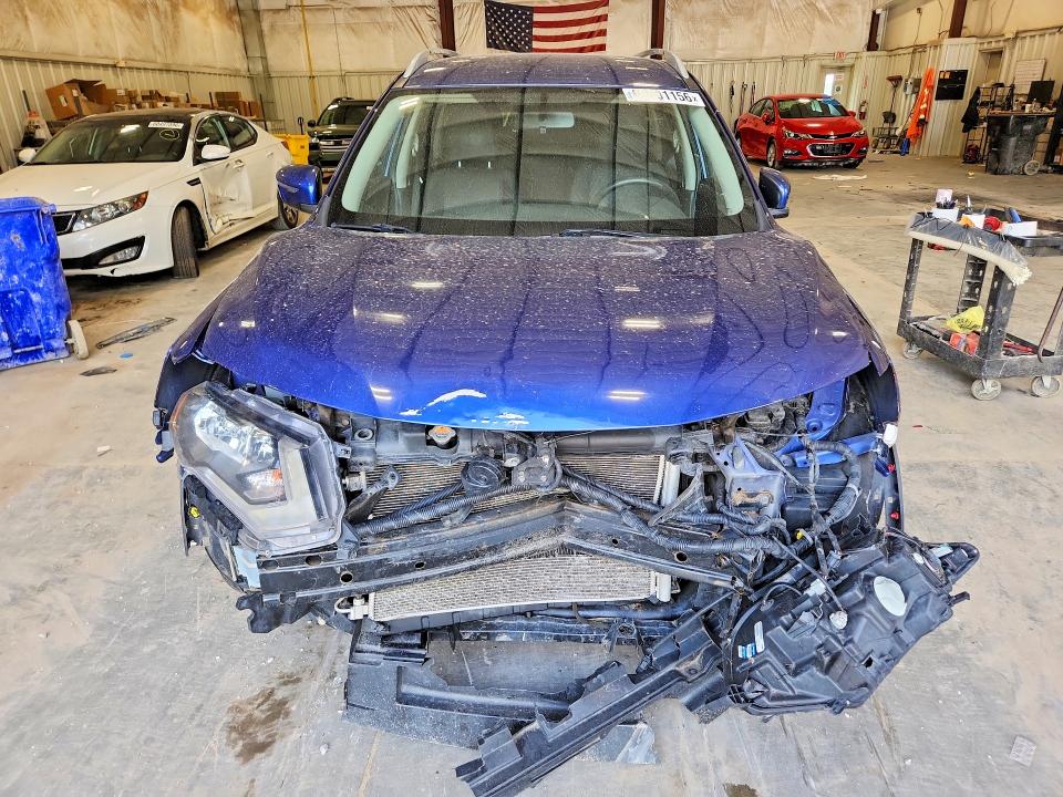 2017 Nissan Rogue VIN KNMAT2MV3HP566007 COPART salvage auction — FRONT END, Wi - Junked Vehicle Bill Of Sale, sold $500 on 2026-07-29 (photo 5)