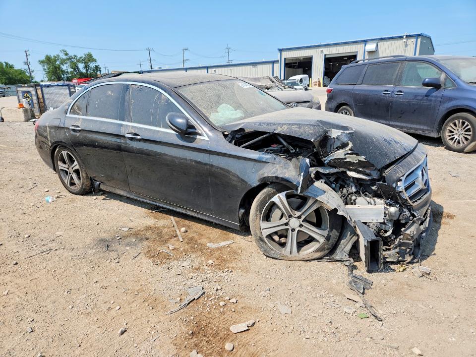 2017 Mercedes-benz E-klasse VIN WDDZF4JB6HA047655 COPART salvage auction — FRONT END, Il - Salvage Certificate, sold $2,000 on 2026-08-14 (photo 4)