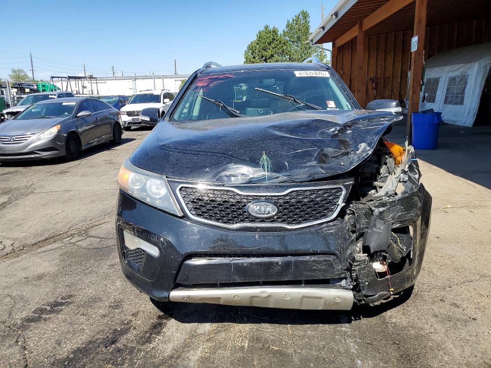 2013 Kia Sorento VIN 5XYKWDA29DG365825 COPART salvage auction — FRONT END, Co - Public - Salvage Title, sold $275 on 2026-07-23 (photo 5)