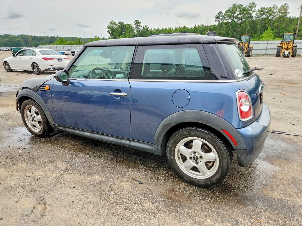 2011 Mini Cooper VIN WMWSU3C55BT095191 COPART salvage auction — FRONT END, SC - CERT OF TITLE-SALVAGE, sold $675 on 2026-08-24 (photo 2)