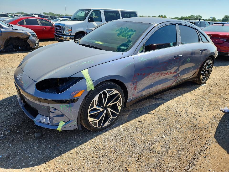 2025 Hyundai Ioniq 6 VIN KMHM34AC2SA087157 — COPART salvage auction photo