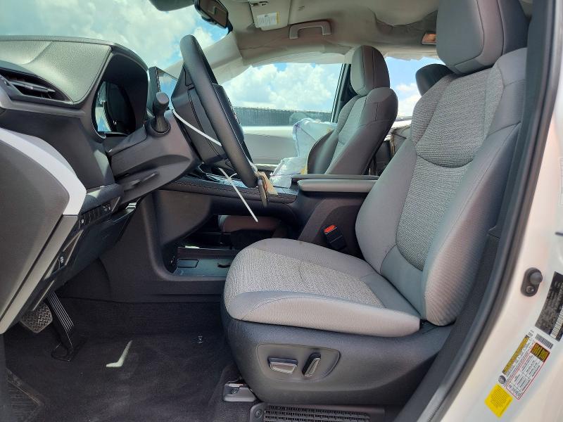 2026 Toyota Sienna VIN 5TDKRKEC2TS290336 COPART salvage auction — SIDE, Fl - Certificate Of Title (P), sold $20,100 on 2026-07-14 (photo 7)