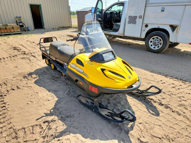 2006 Ski doo 800 summit sp snowmobile VIN YH2SFH6B76R000353 COPART salvage auction — MINOR DENT/SCRATCHES, MI - BILL OF SALE, sold $1,800 on 2026-09-02 (photo 1)